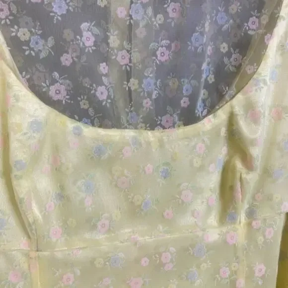 Vintage 1970s Floral Maxi Dress - Picture 3 of 4